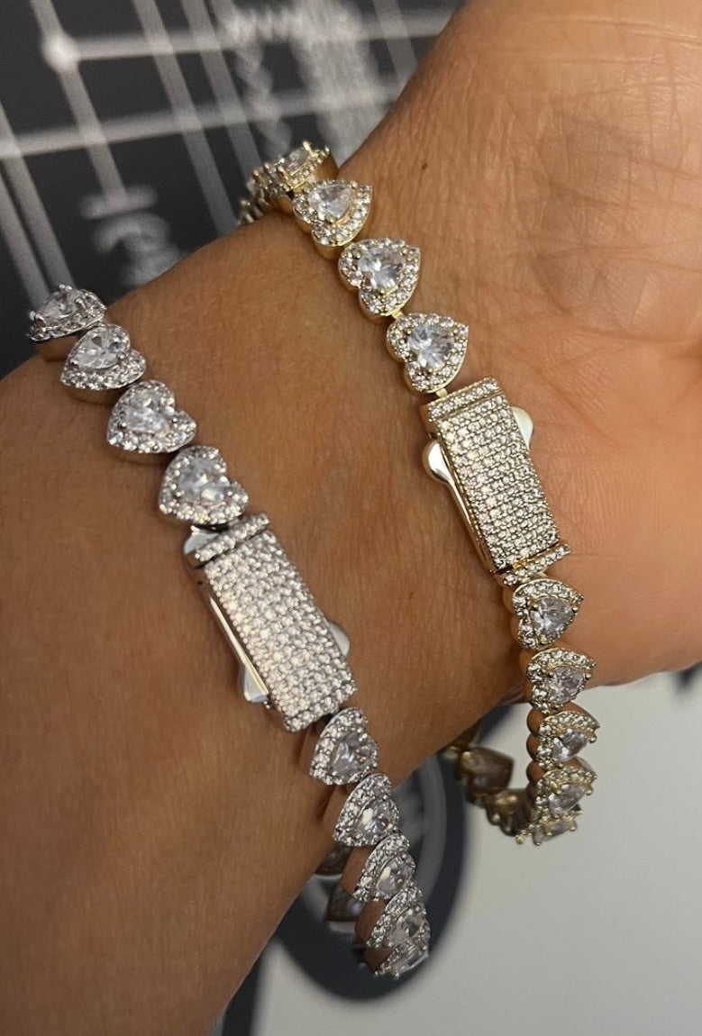 Heart tennis bracelet